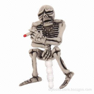 Classical Stylish 3.5mm Jack Skull Style Earphone Anti-Dust Plug For iPhone 4S & 4/iPod/iPad